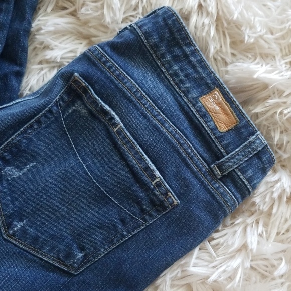 Paige - Picture 2 of 5